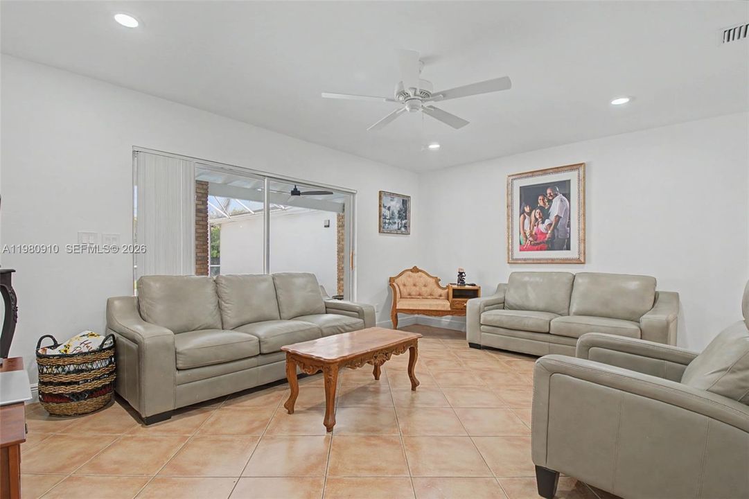 For Sale: $1,450,000 (4 beds, 4 baths, 2858 Square Feet)