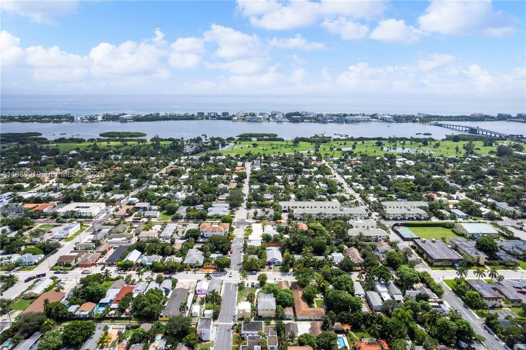 На продажу: $2,790,000 (0 спален, 0 ванн, 5144 Квадратных фут)