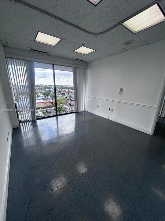 Vendido Recientemente: $5,383 (0 camas, 0 baños, 0 Pies cuadrados)