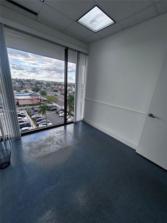 Vendido Recientemente: $5,383 (0 camas, 0 baños, 0 Pies cuadrados)