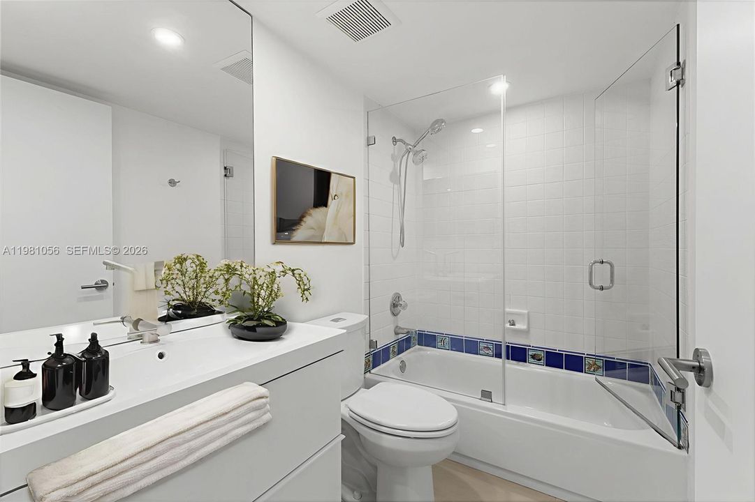 Active With Contract: $895,000 (2 beds, 2 baths, 1450 Square Feet)