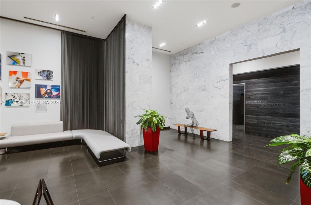 For Sale: $599,000 (2 beds, 2 baths, 1055 Square Feet)