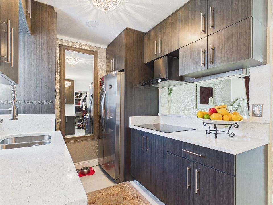 На продажу: $645,000 (4 спален, 2 ванн, 1433 Квадратных фут)