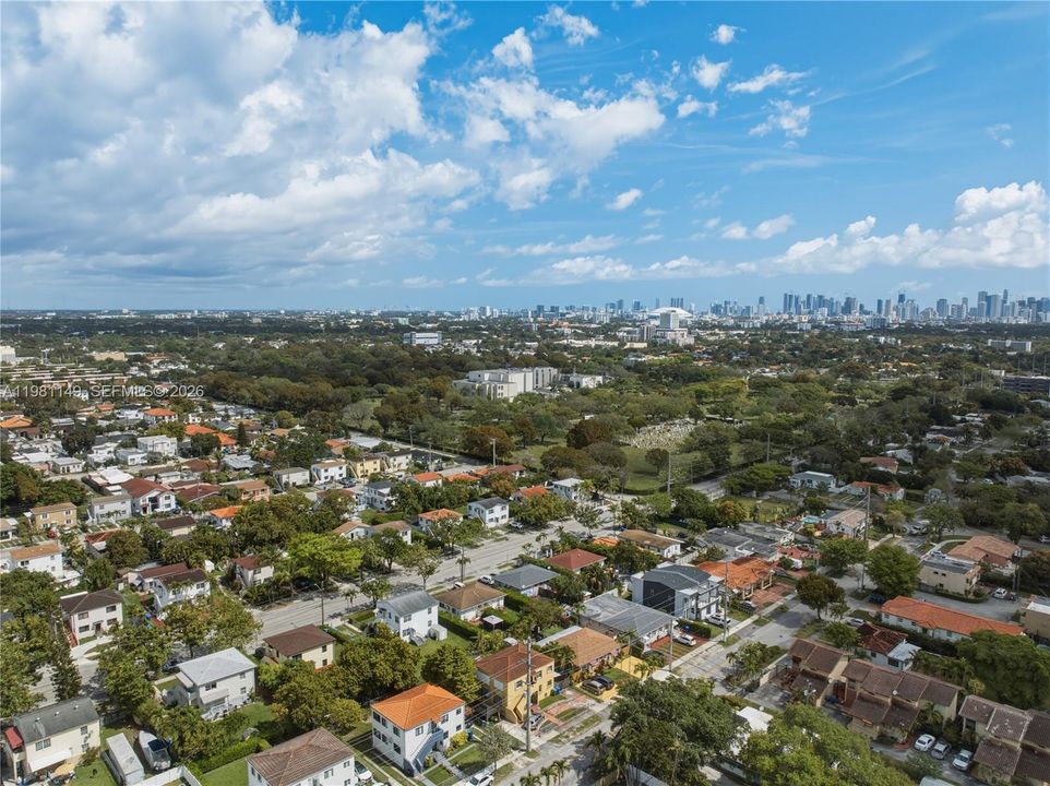 Active With Contract: $775,000 (0 beds, 0 baths, 2016 Square Feet)