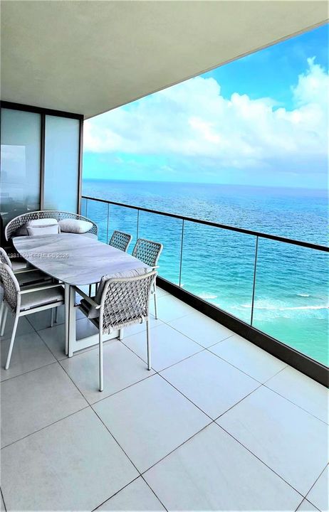 En Venta: $3,100,000 (2 camas, 2 baños, 1608 Pies cuadrados)