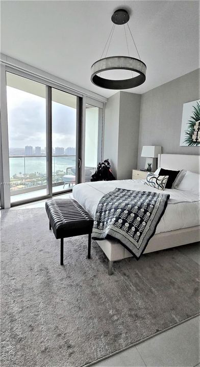 En Venta: $3,100,000 (2 camas, 2 baños, 1608 Pies cuadrados)