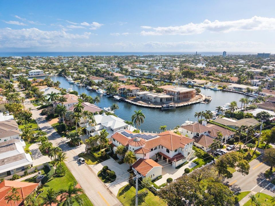 For Sale: $9,990,000 (8 beds, 7 baths, 8433 Square Feet)