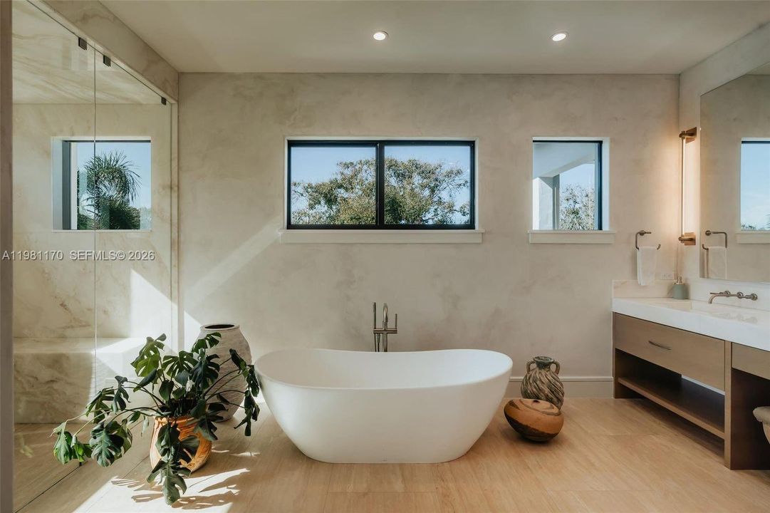 For Sale: $9,990,000 (8 beds, 7 baths, 8433 Square Feet)