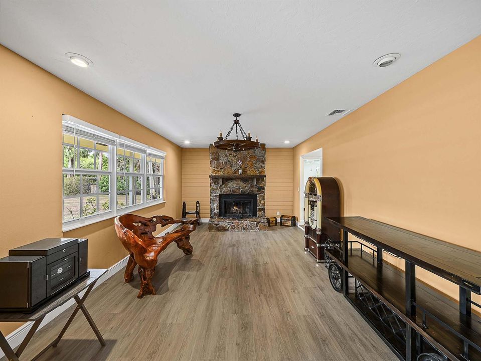 5 Living Area (1)