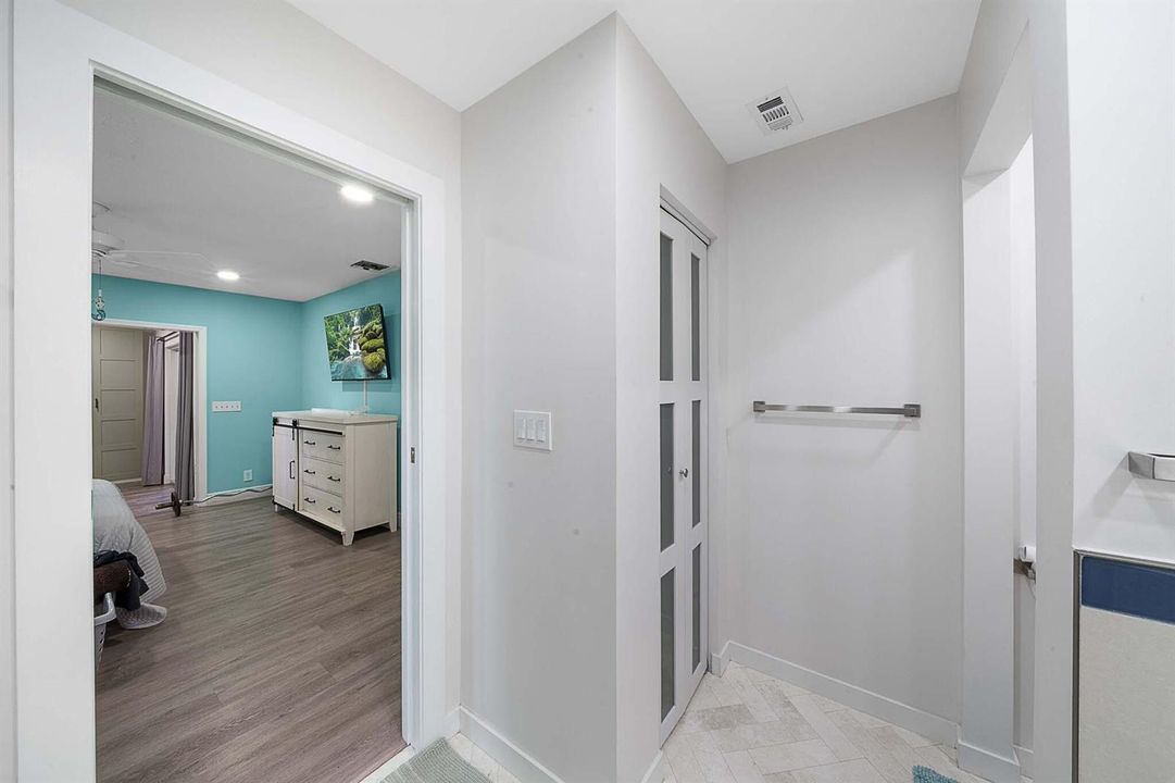 10 Primary Bathroom (7)
