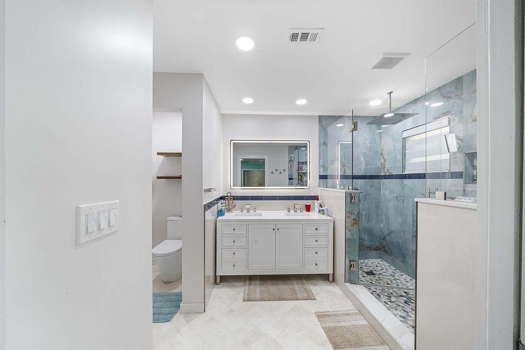 10 Primary Bathroom (1)