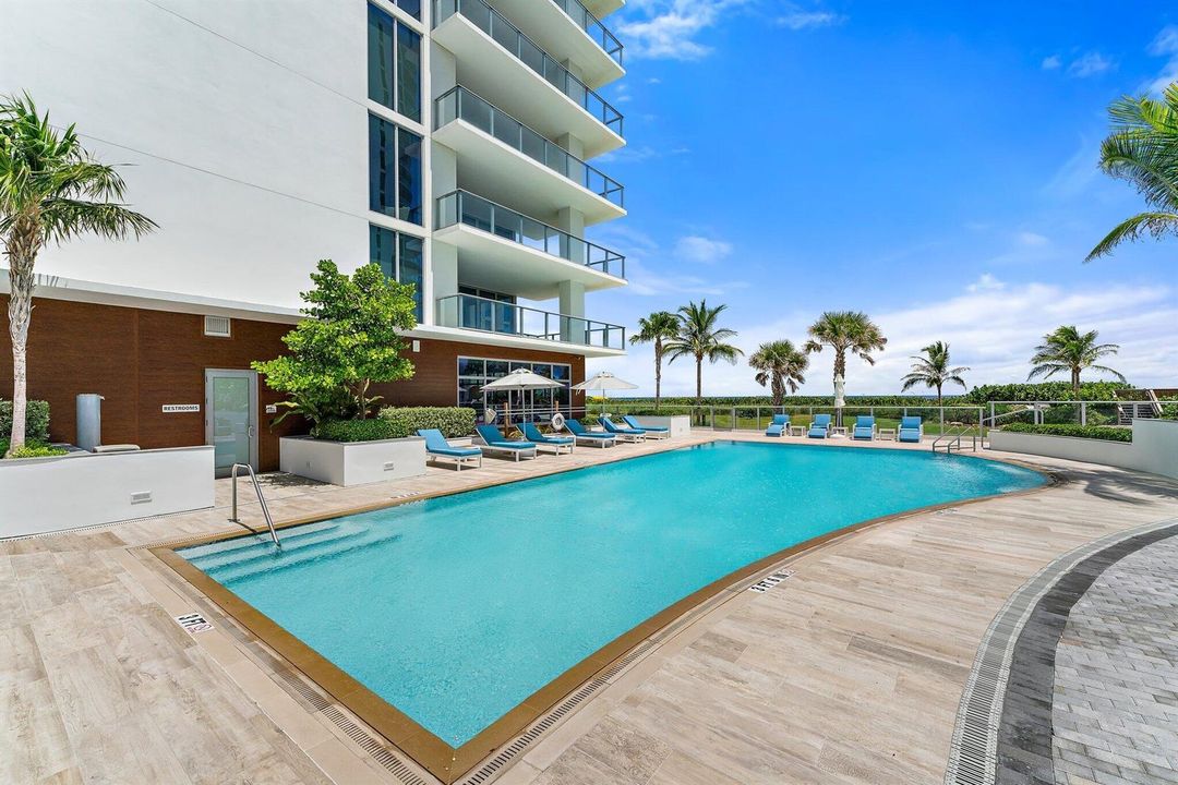 Building Pool