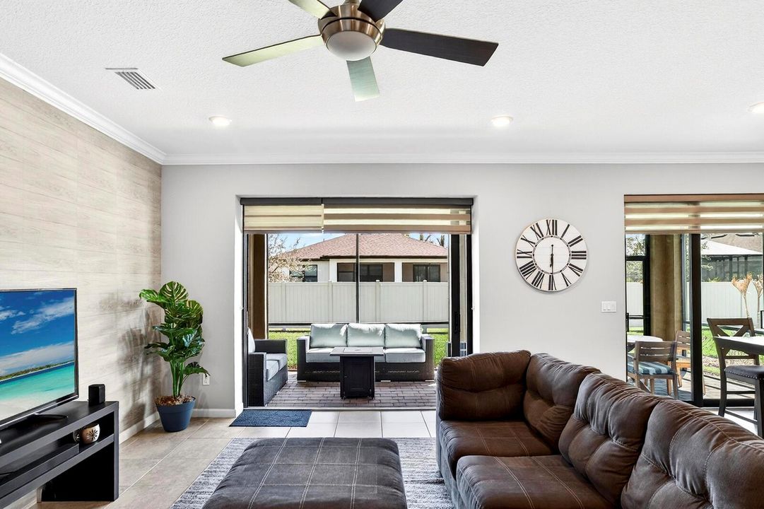 4615 Iron Street-11