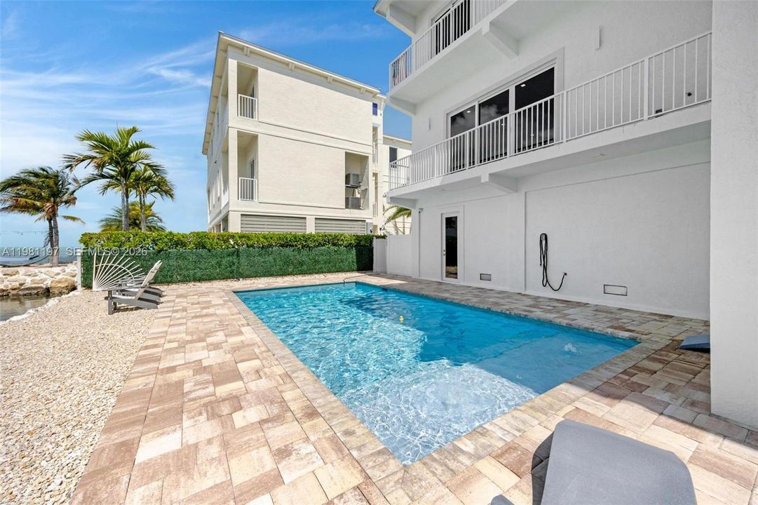 For Sale: $4,490,000 (5 beds, 4 baths, 3826 Square Feet)