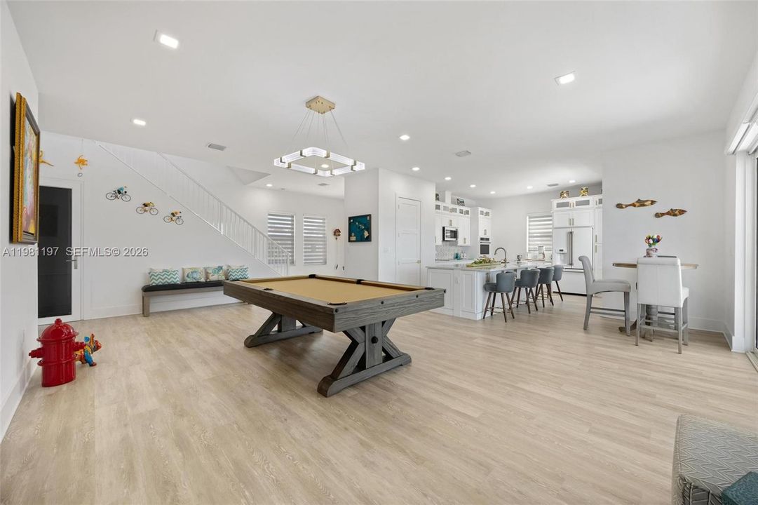 For Sale: $4,490,000 (5 beds, 4 baths, 3826 Square Feet)