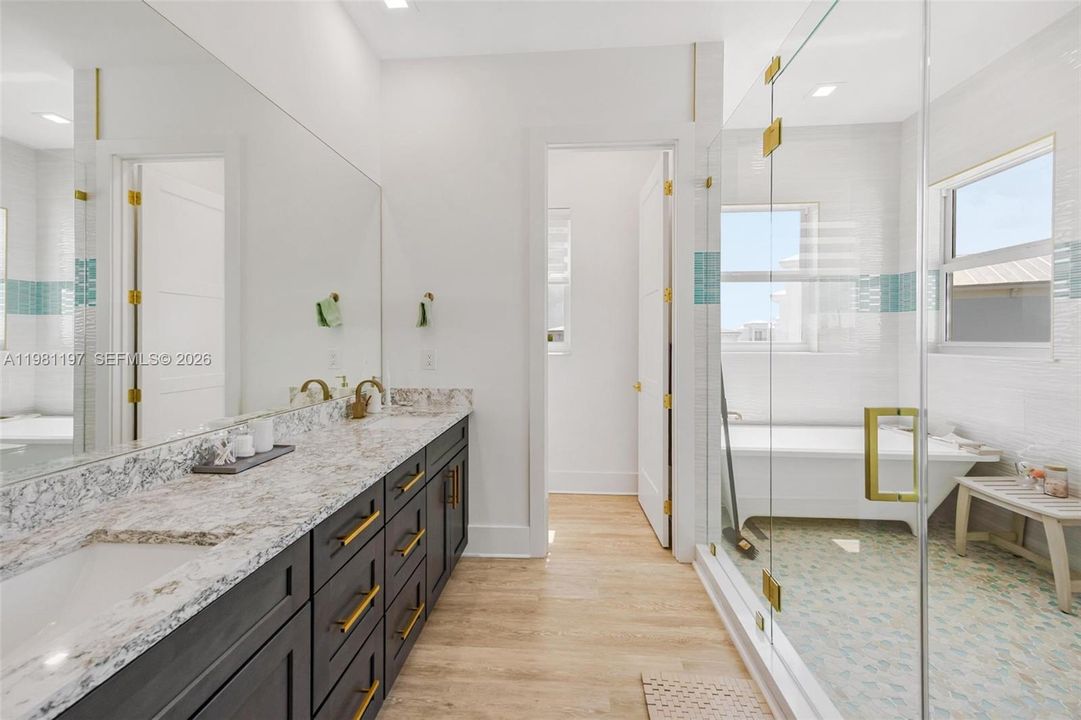 For Sale: $4,490,000 (5 beds, 4 baths, 3826 Square Feet)