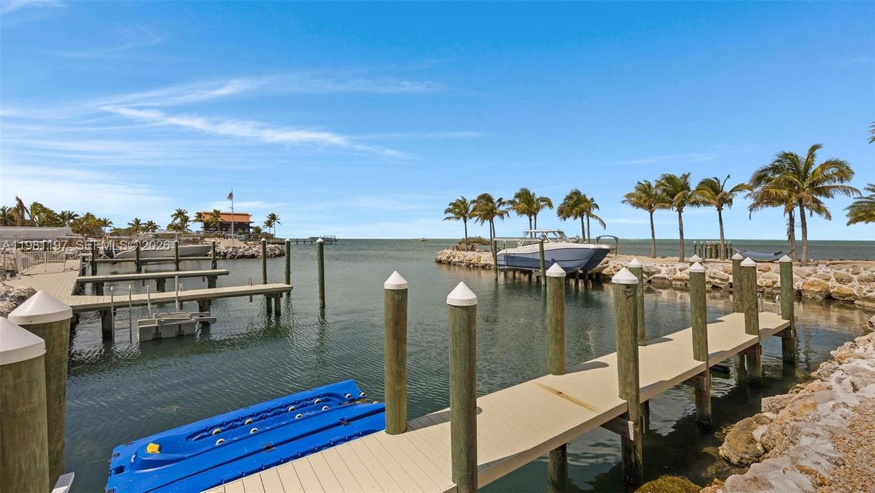 For Sale: $4,490,000 (5 beds, 4 baths, 3826 Square Feet)