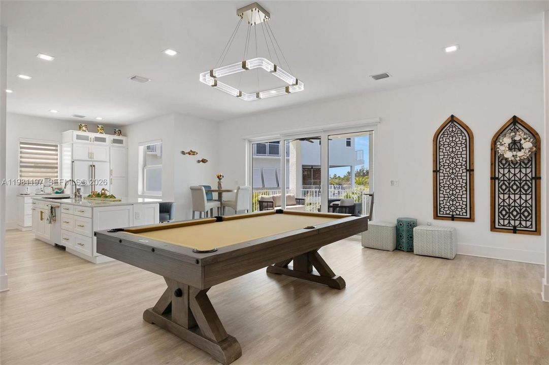 For Sale: $4,490,000 (5 beds, 4 baths, 3826 Square Feet)