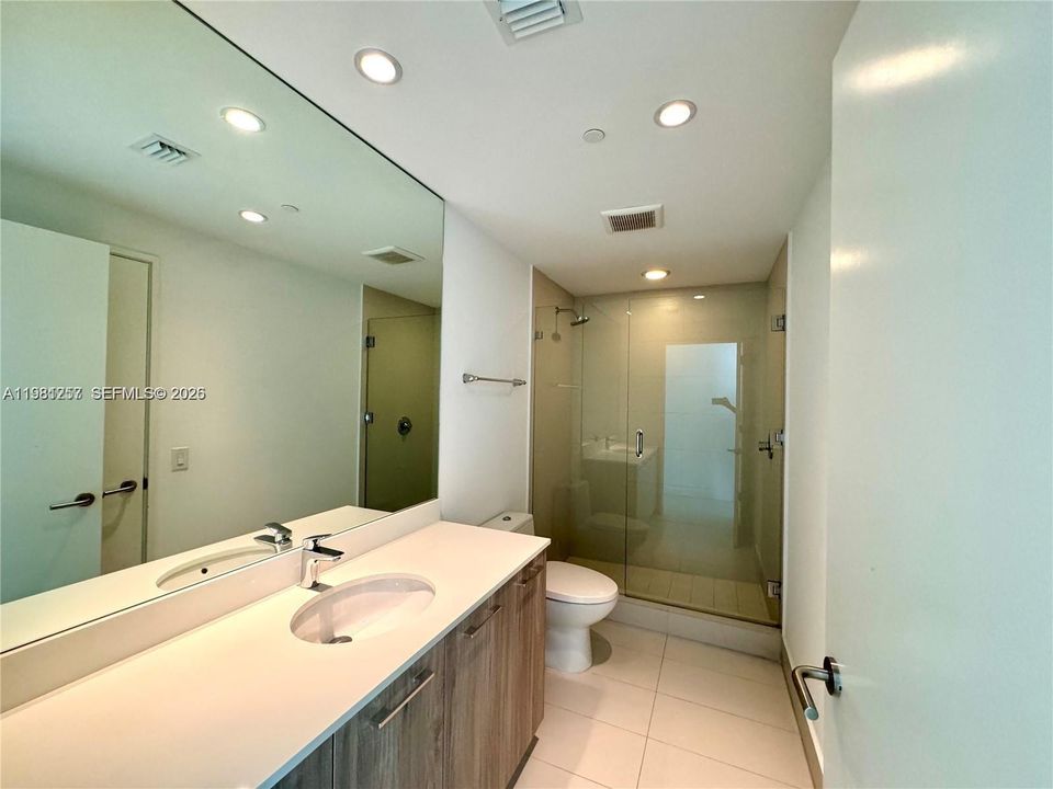 En Venta: $675,000 (2 camas, 2 baños, 1084 Pies cuadrados)