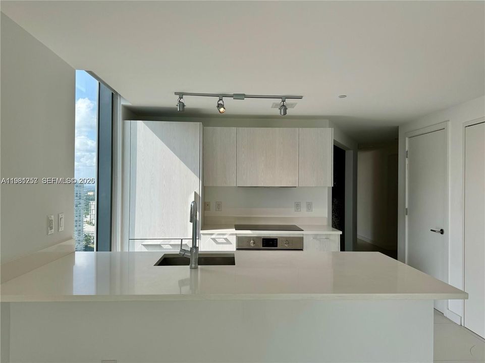 En Venta: $675,000 (2 camas, 2 baños, 1084 Pies cuadrados)