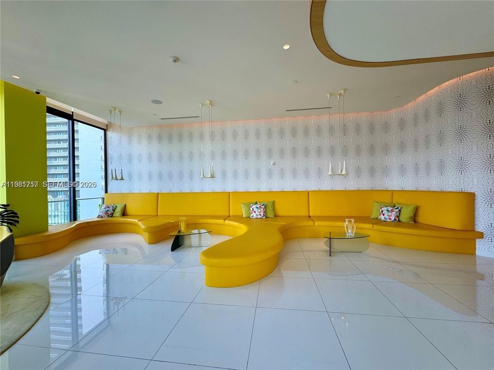 En Venta: $675,000 (2 camas, 2 baños, 1084 Pies cuadrados)