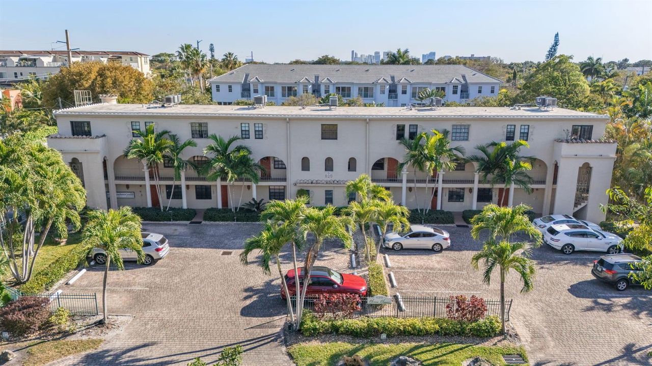 24-web-or-mls-614 NE 28th St, Wilton Man