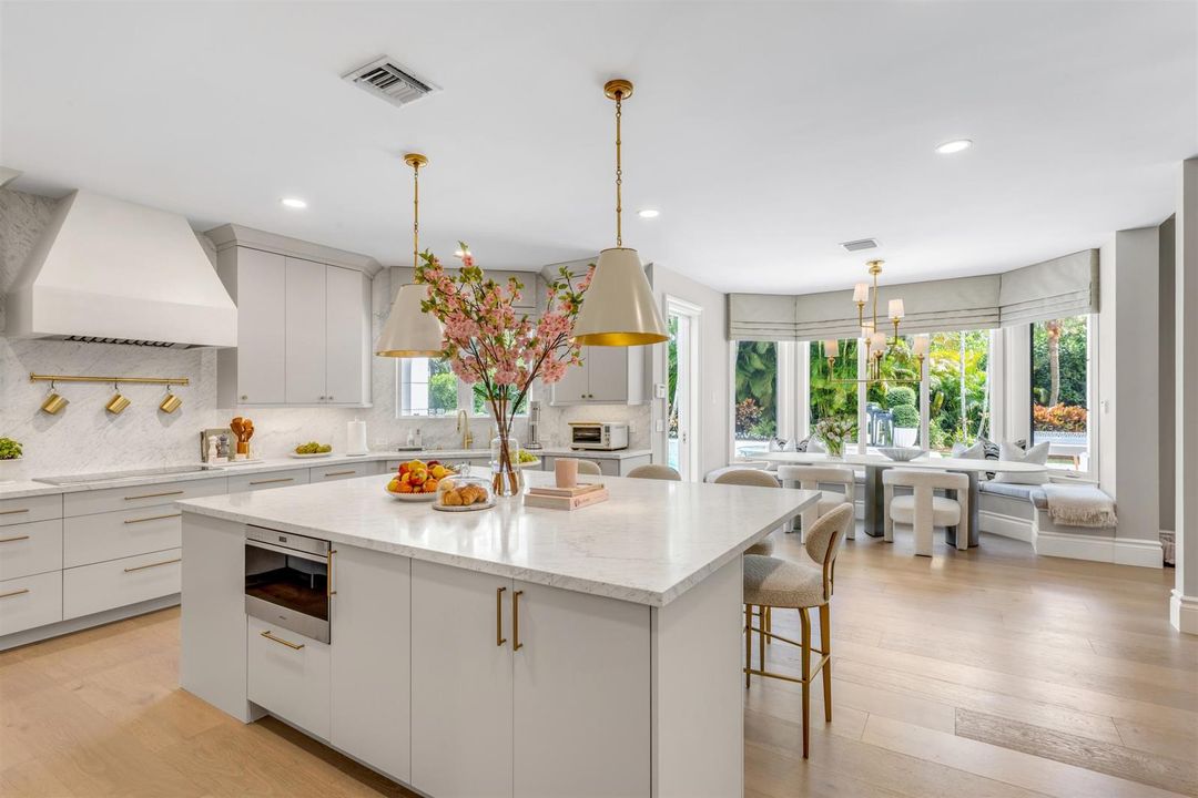 KITCHEN_ANGLE_EB