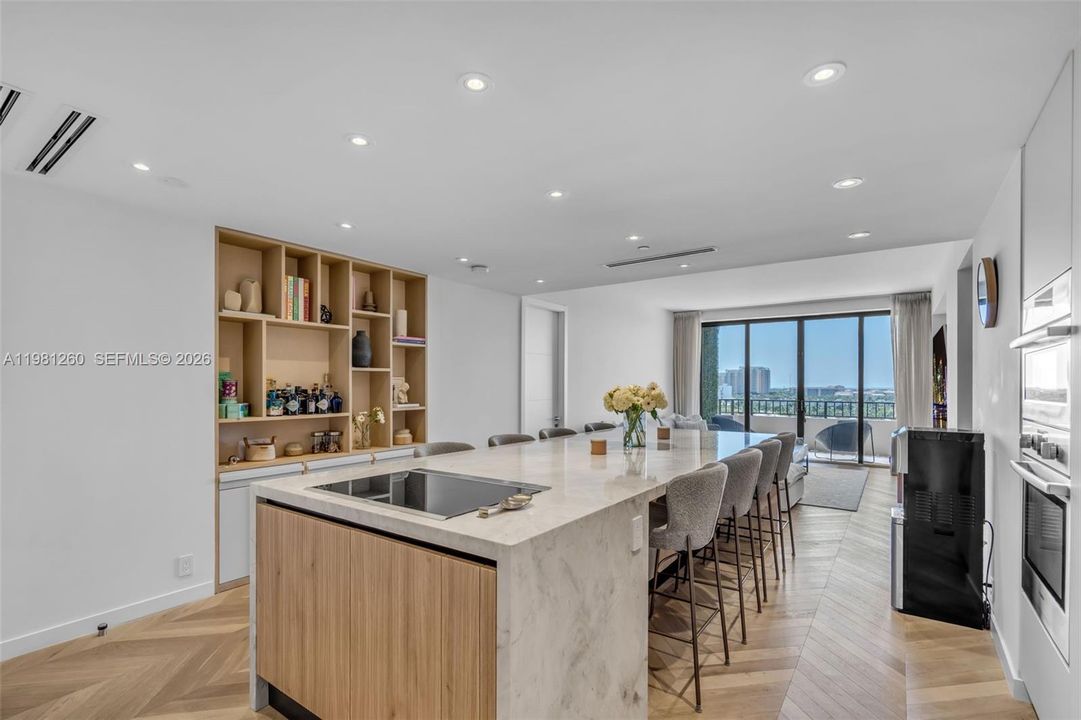Activo con contrato: $1,690,000 (2 camas, 2 baños, 1547 Pies cuadrados)