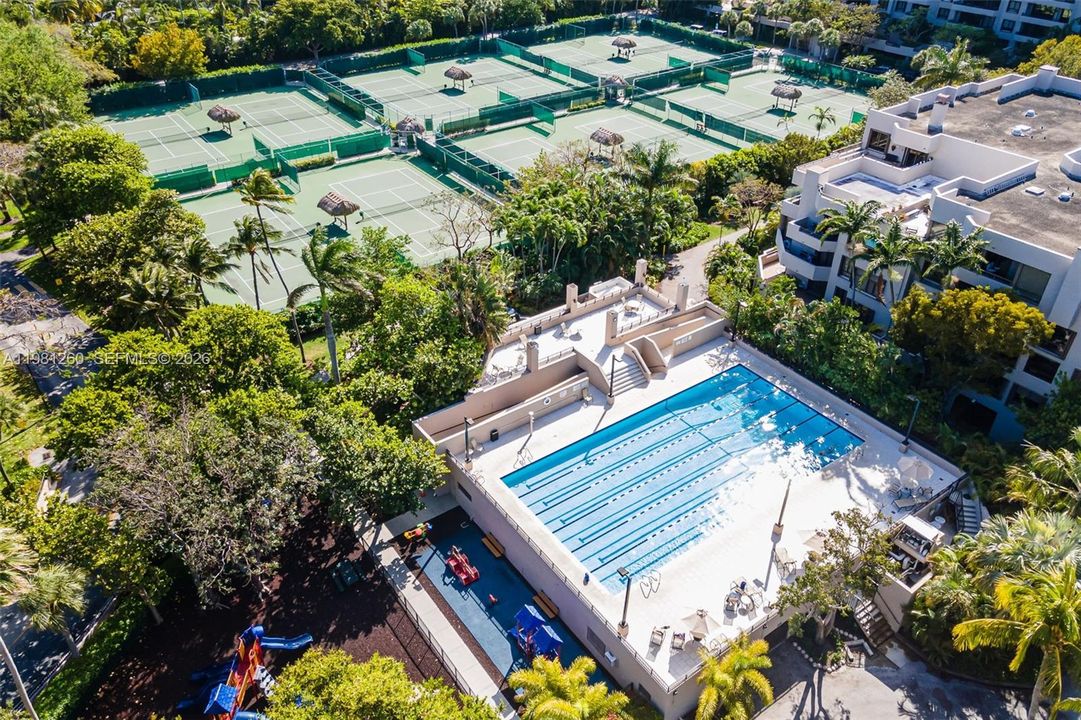 Activo con contrato: $1,690,000 (2 camas, 2 baños, 1547 Pies cuadrados)