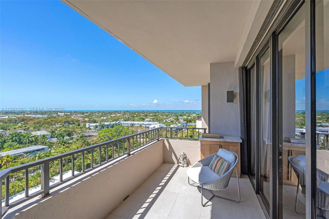 Activo con contrato: $1,690,000 (2 camas, 2 baños, 1547 Pies cuadrados)
