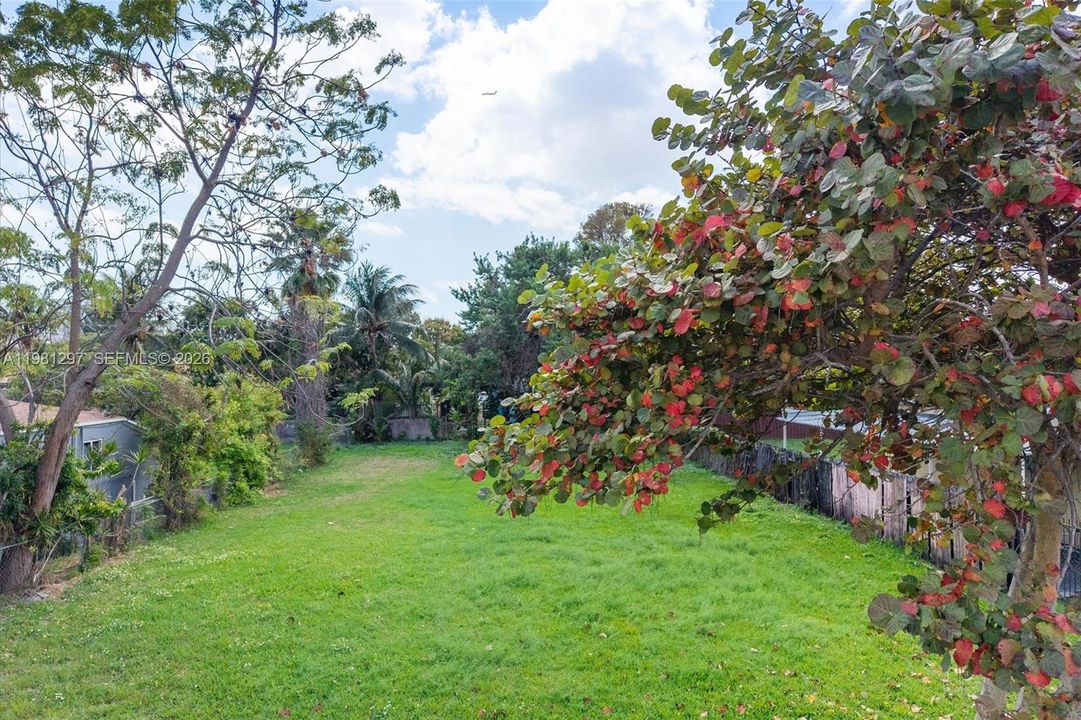 En Venta: $500,000 (0.21 acres)