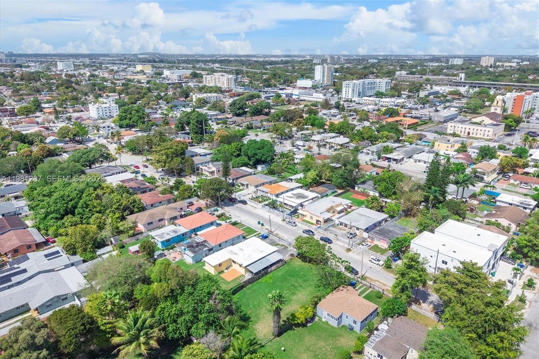 En Venta: $500,000 (0.21 acres)