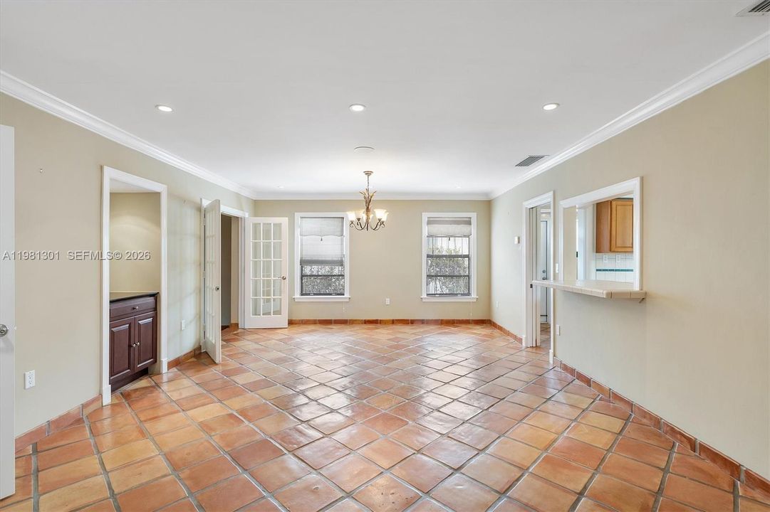 Recently Rented: $6,500 (3 beds, 2 baths, 1653 Square Feet)