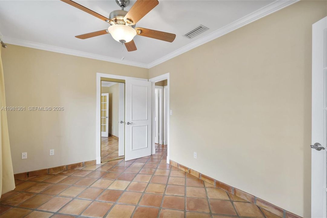 Recently Rented: $6,500 (3 beds, 2 baths, 1653 Square Feet)