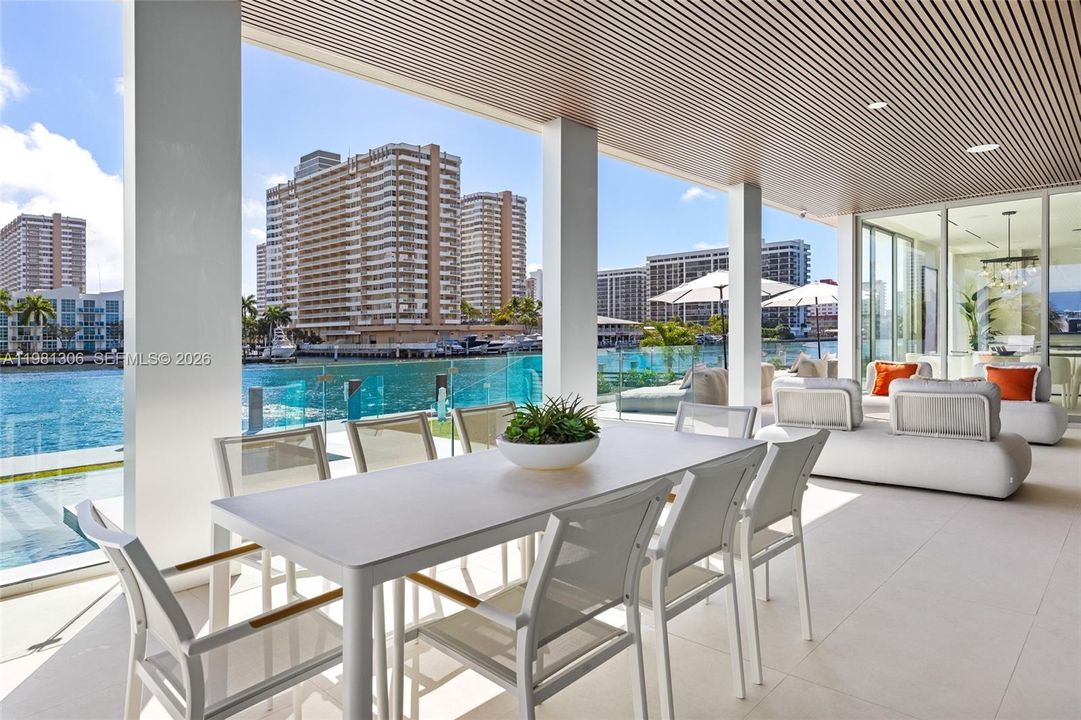 En Venta: $10,990,000 (7 camas, 7 baños, 7250 Pies cuadrados)