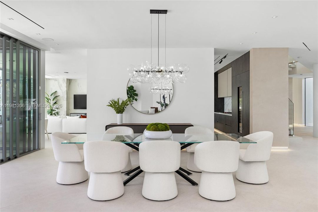 En Venta: $10,990,000 (7 camas, 7 baños, 7250 Pies cuadrados)