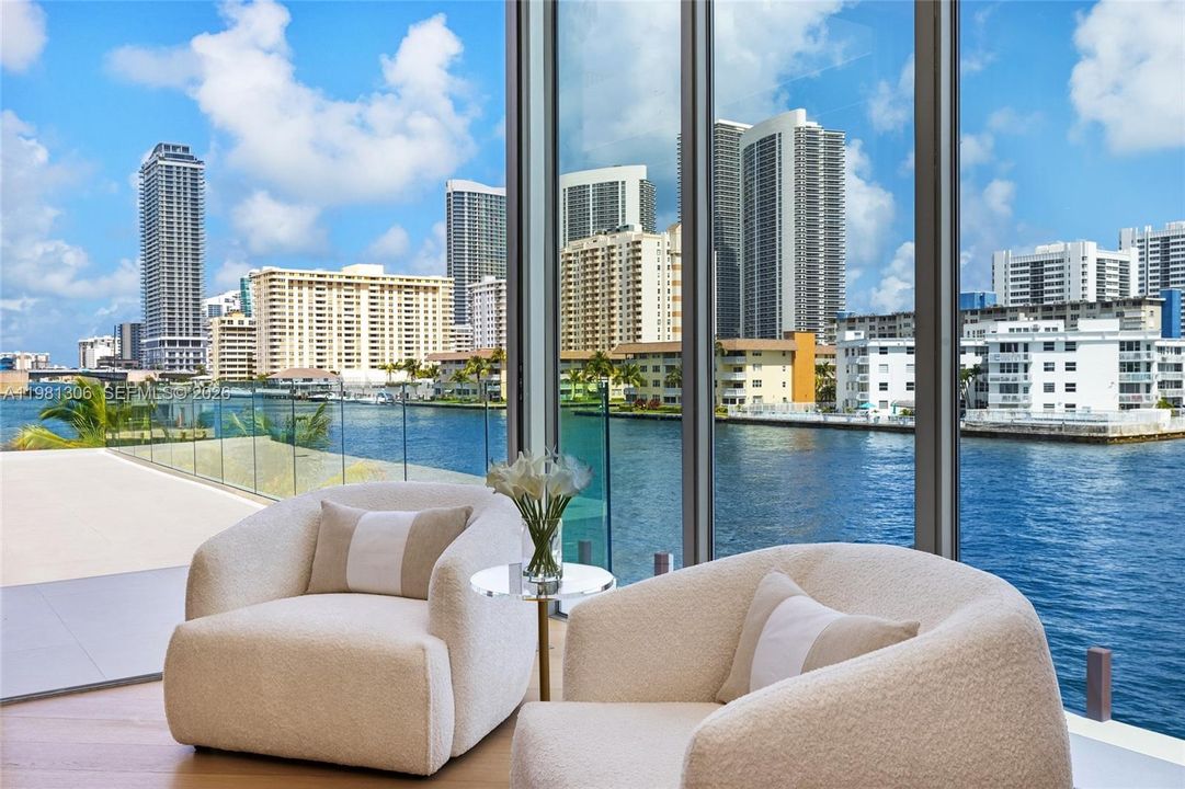 En Venta: $10,990,000 (7 camas, 7 baños, 7250 Pies cuadrados)