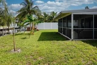 En Venta: $775,000 (2 camas, 2 baños, 1376 Pies cuadrados)