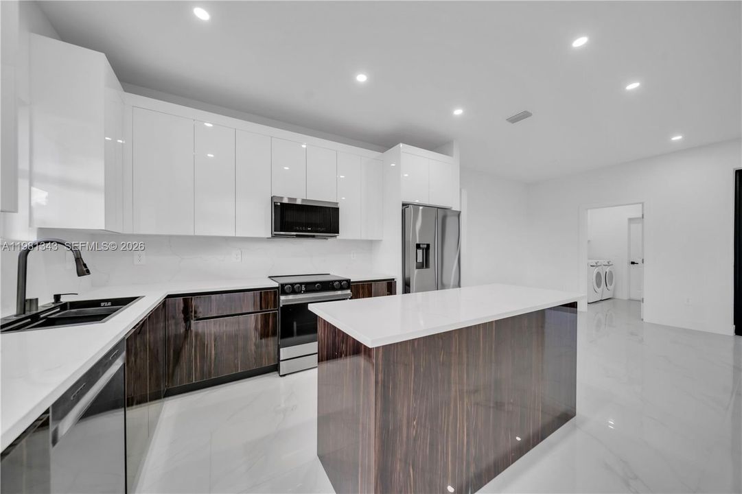 Activo con contrato: $299,900 (3 camas, 2 baños, 0 Pies cuadrados)