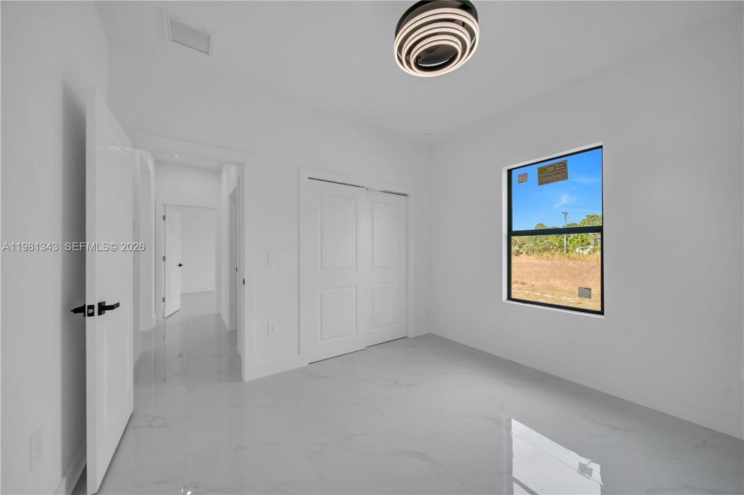 Activo con contrato: $299,900 (3 camas, 2 baños, 0 Pies cuadrados)