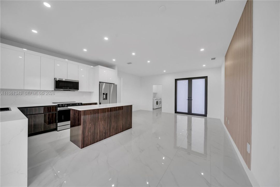 Activo con contrato: $299,900 (3 camas, 2 baños, 0 Pies cuadrados)