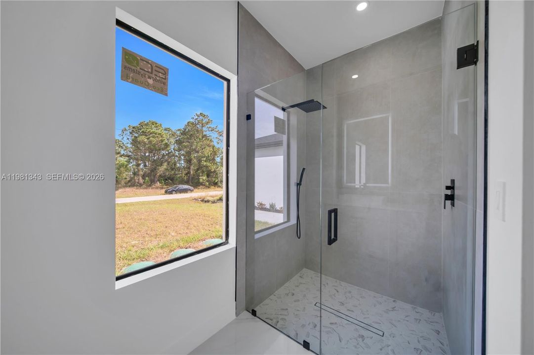 Activo con contrato: $299,900 (3 camas, 2 baños, 0 Pies cuadrados)