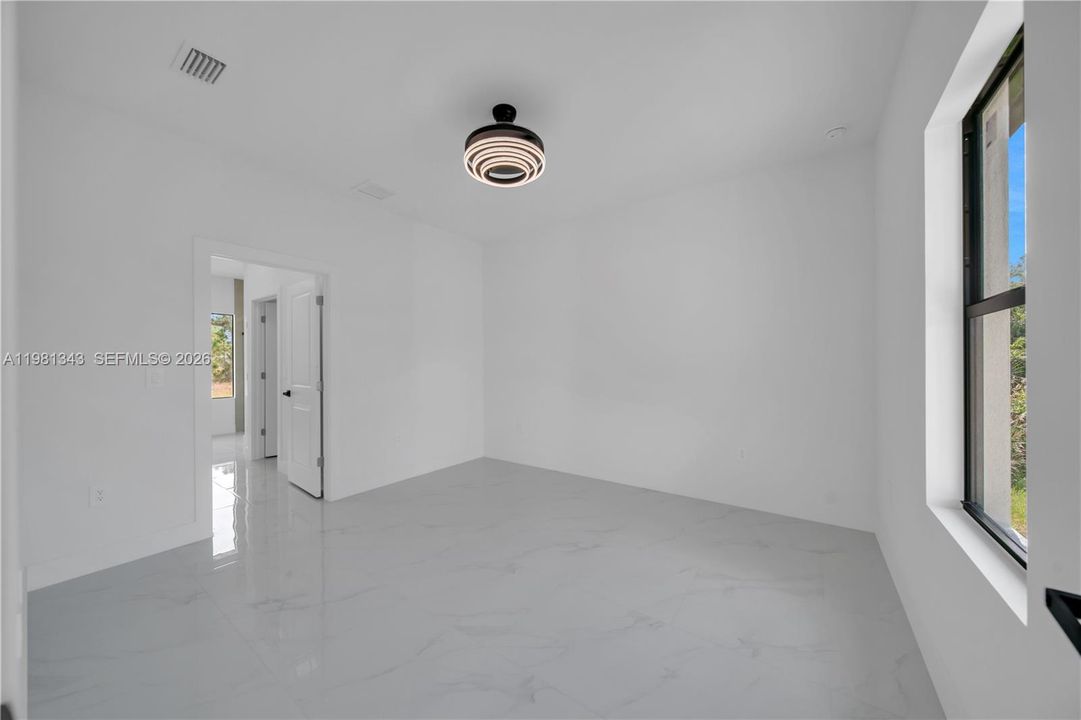 Activo con contrato: $299,900 (3 camas, 2 baños, 0 Pies cuadrados)