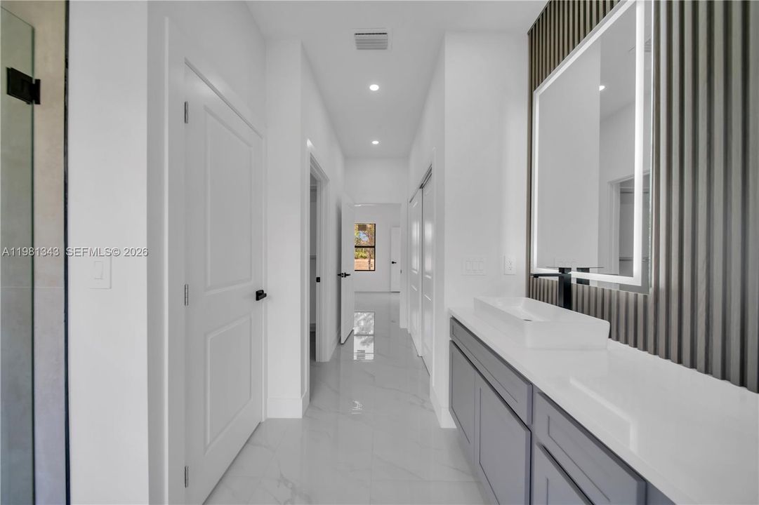 Activo con contrato: $299,900 (3 camas, 2 baños, 0 Pies cuadrados)