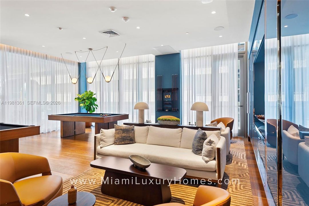 For Sale: $5,998,000 (4 beds, 4 baths, 3024 Square Feet)