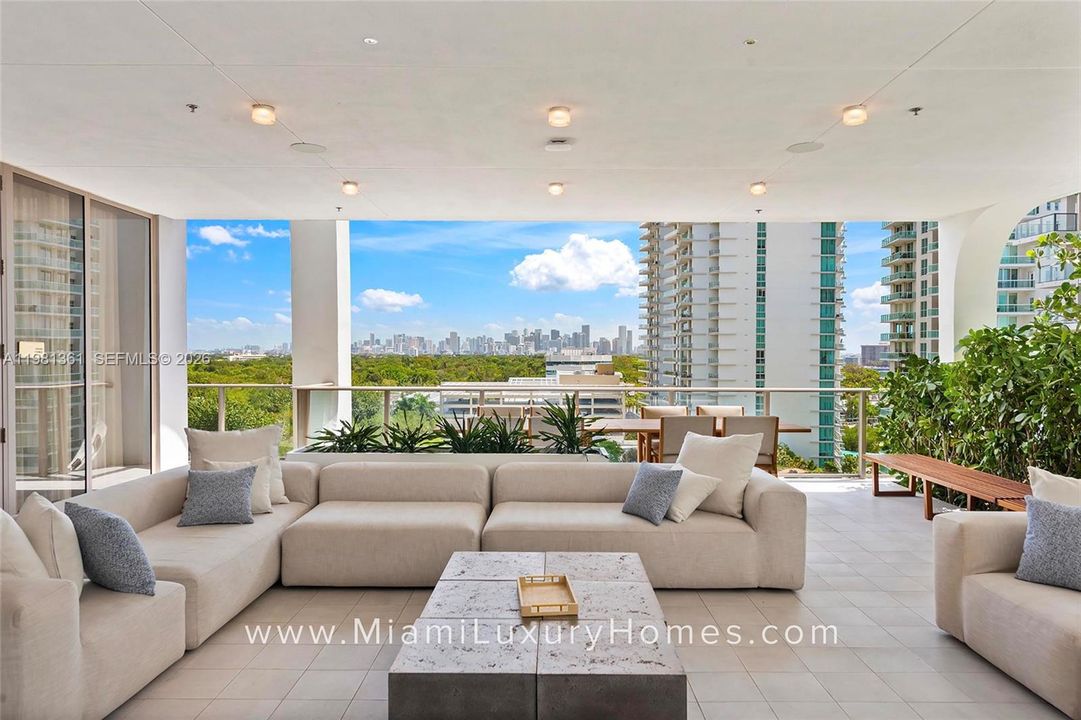 For Sale: $5,998,000 (4 beds, 4 baths, 3024 Square Feet)