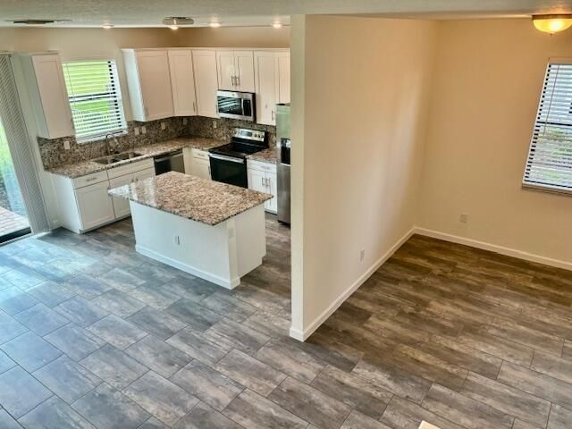 kitchen dining