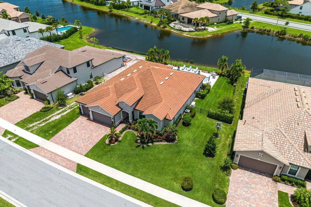 040-114BlancaIslesLane-Jupiter-FL-33478-