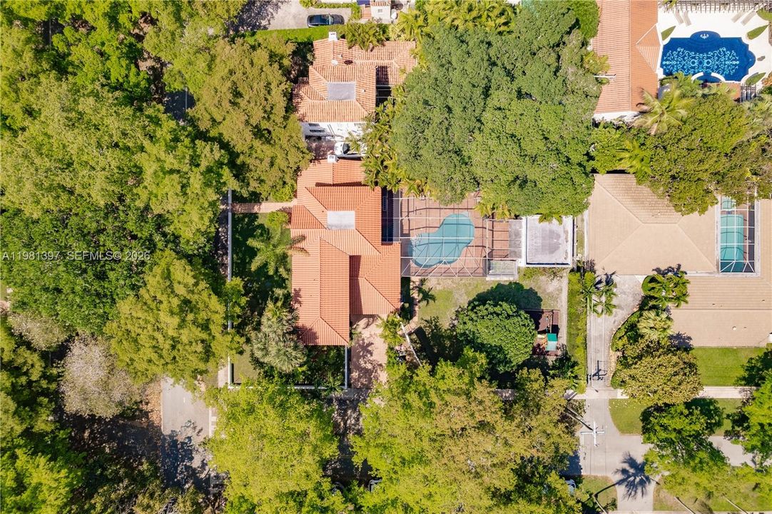 Activo con contrato: $3,249,999 (6 camas, 4 baños, 3202 Pies cuadrados)