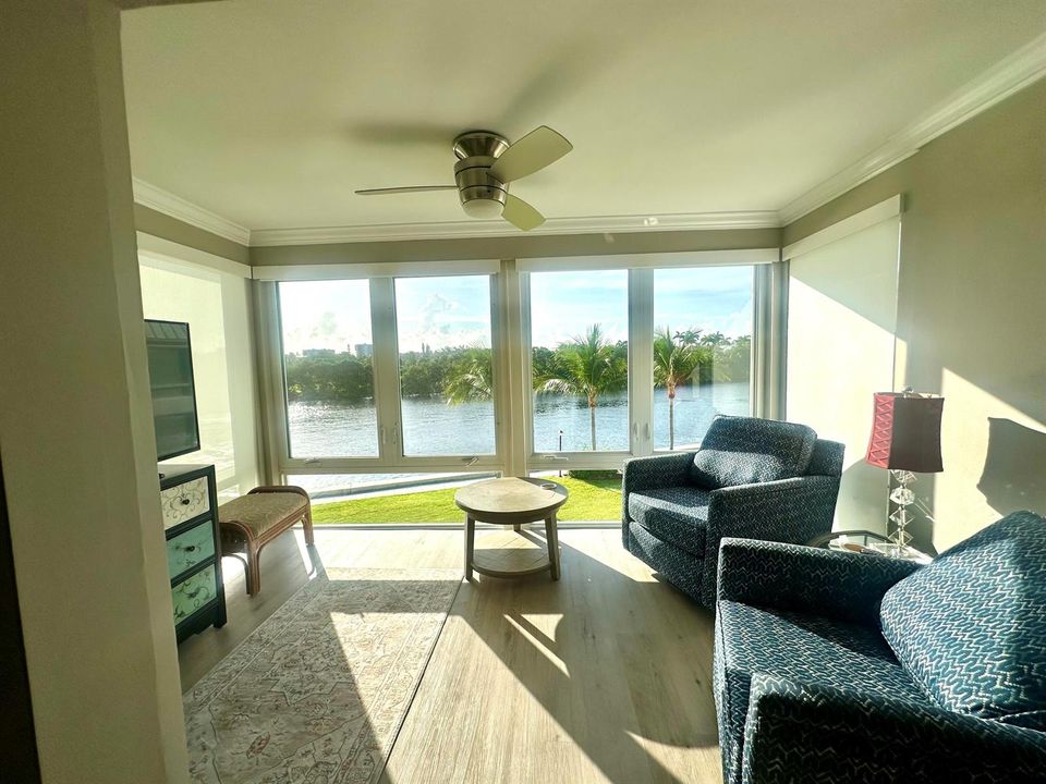 Direct Intracoastal & Golf Coarse View